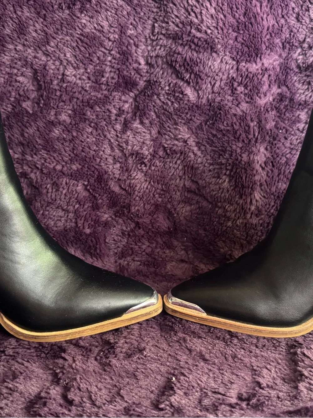 Beast Fasion - Black Leather Pointed Toe Chelsea Boot with Stacked Heel